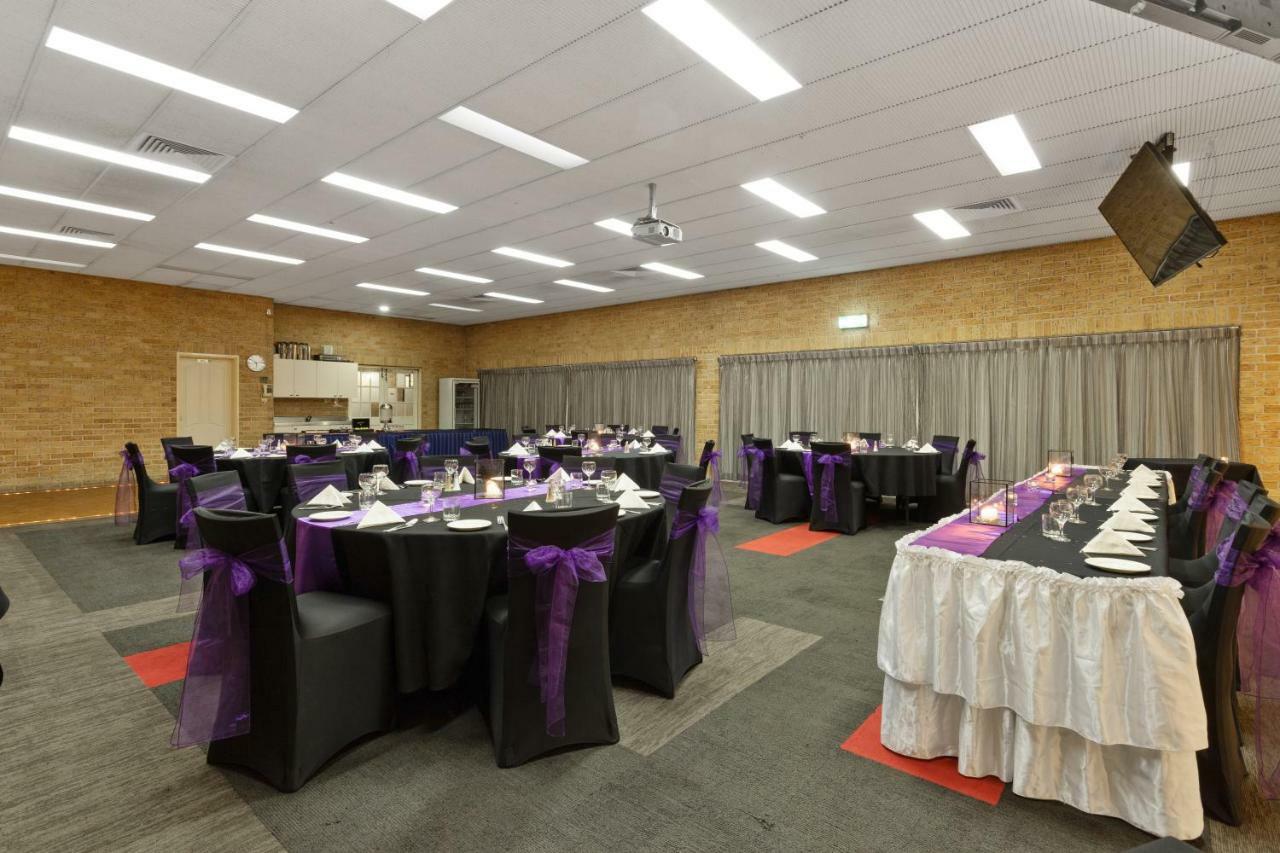 בריסביין Coopers Colonial Motel מראה חיצוני תמונה